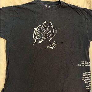 VLONE Black Rose Graphic Tee vintage authentic